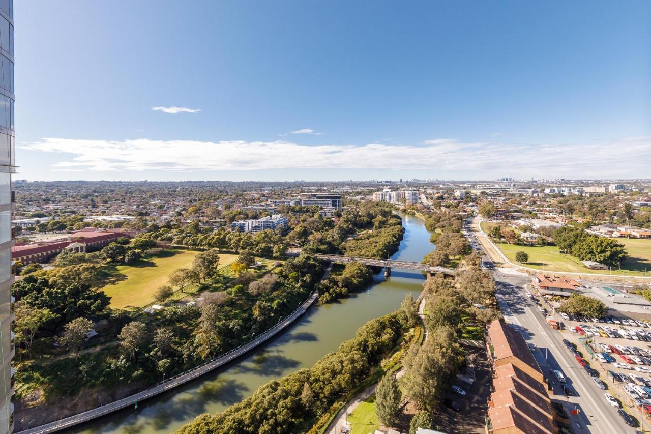 Meriton Suites George Street, Parramatta ซิดนีย์ ภายนอก รูปภาพ