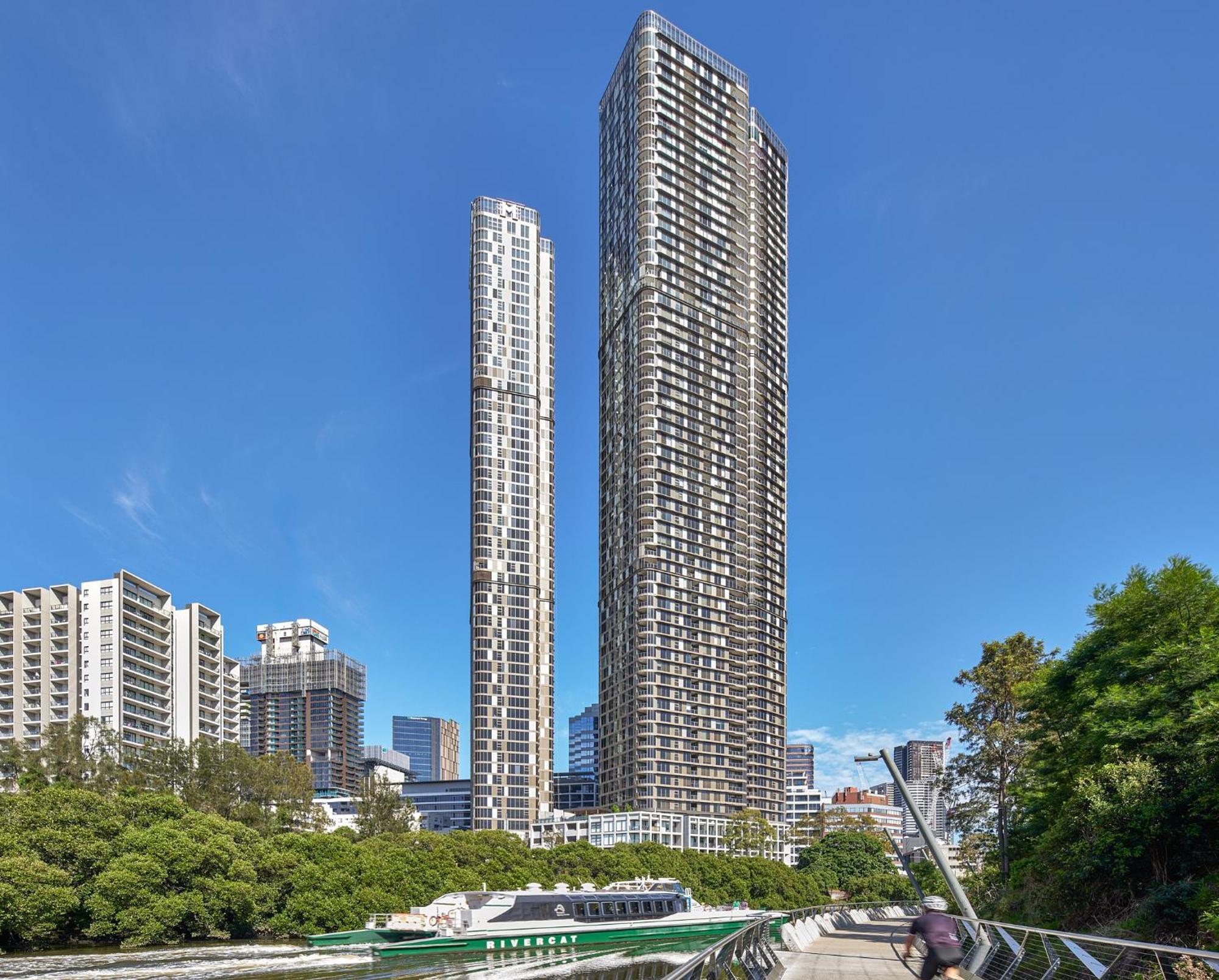 Meriton Suites George Street, Parramatta ซิดนีย์ ภายนอก รูปภาพ